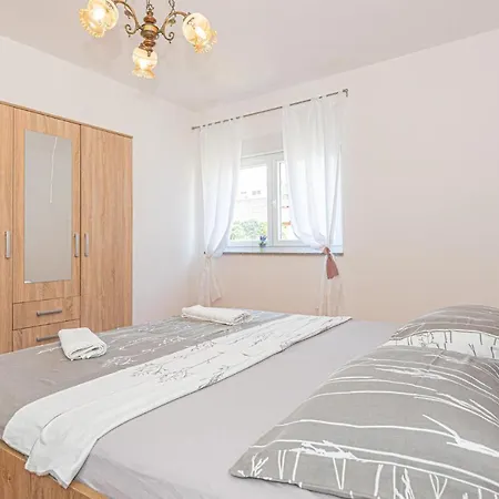 Amazing In With Kitchen